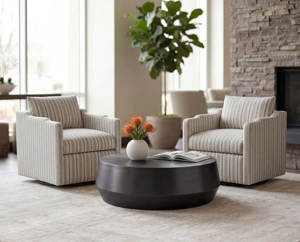 Roosevelt Swivel Lounge Chair