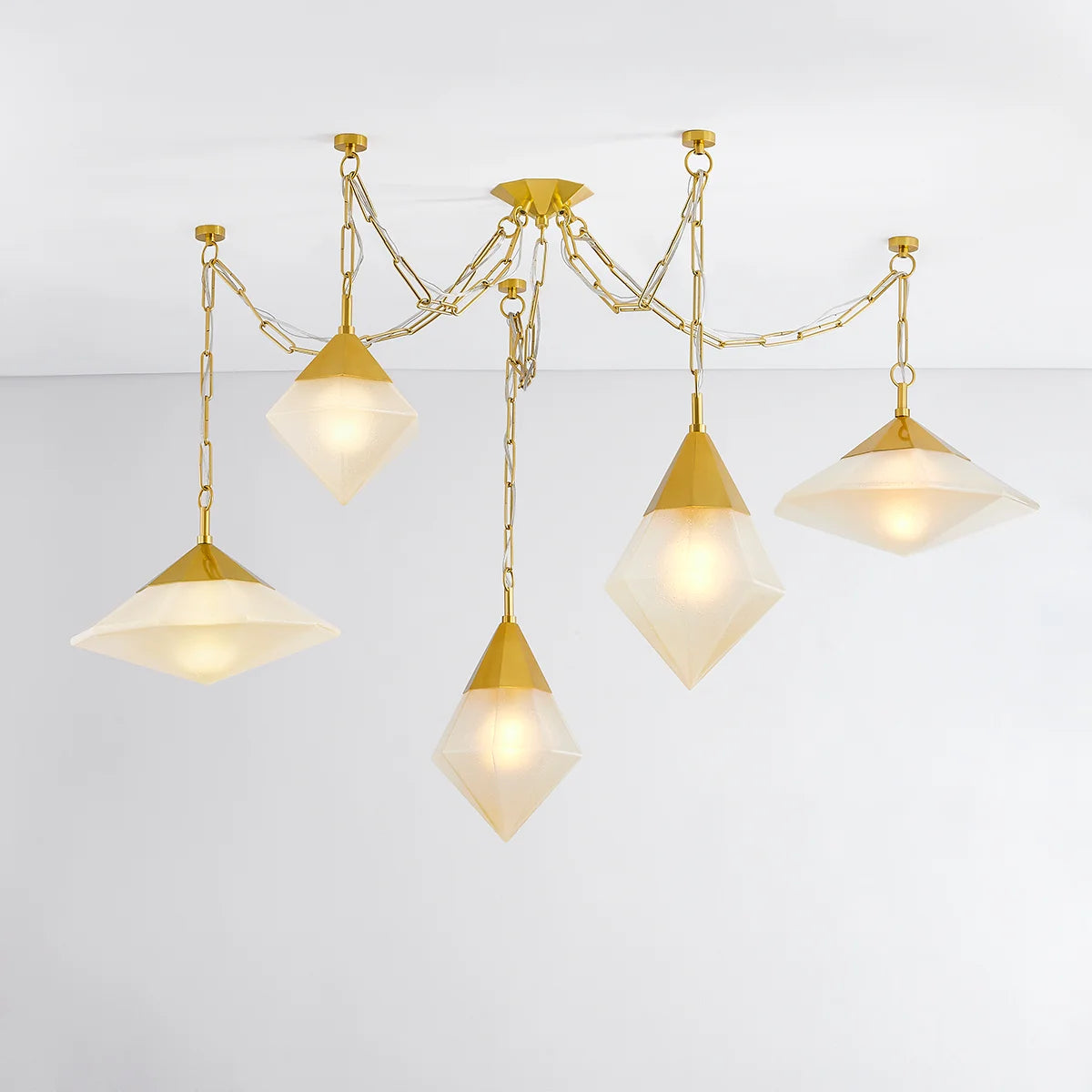 Angelique Chandelier