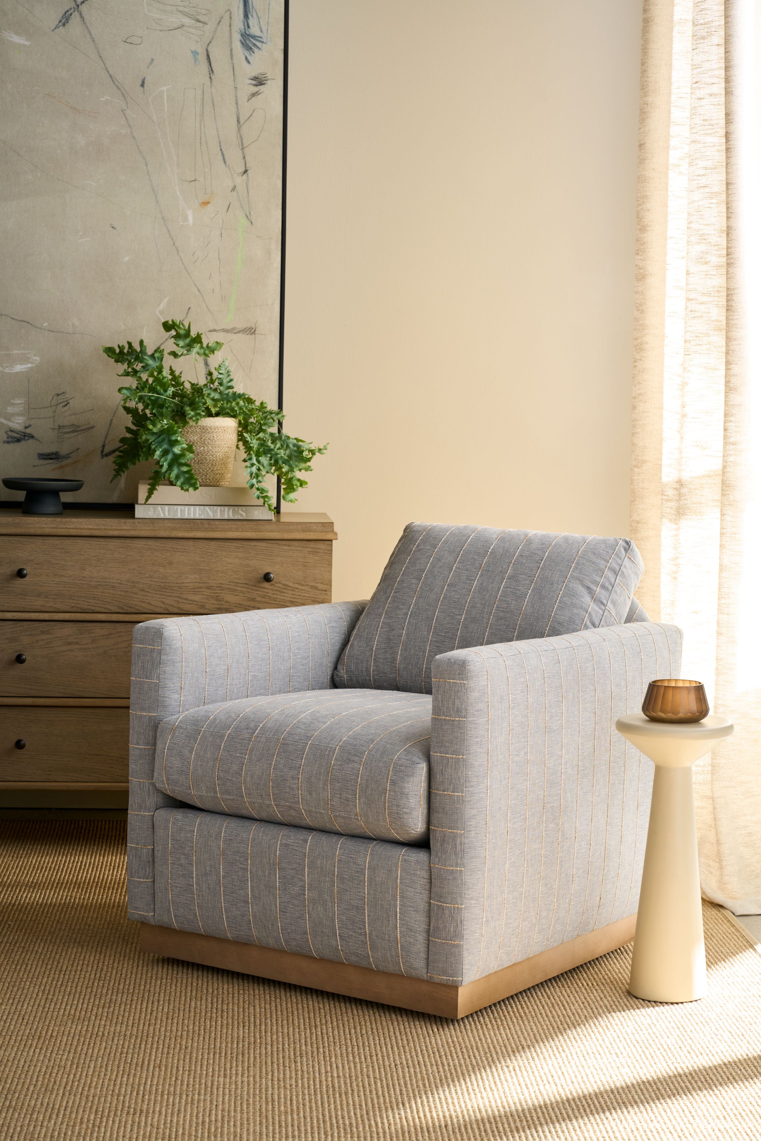 Rowe Furniture Allie Swivel Chair