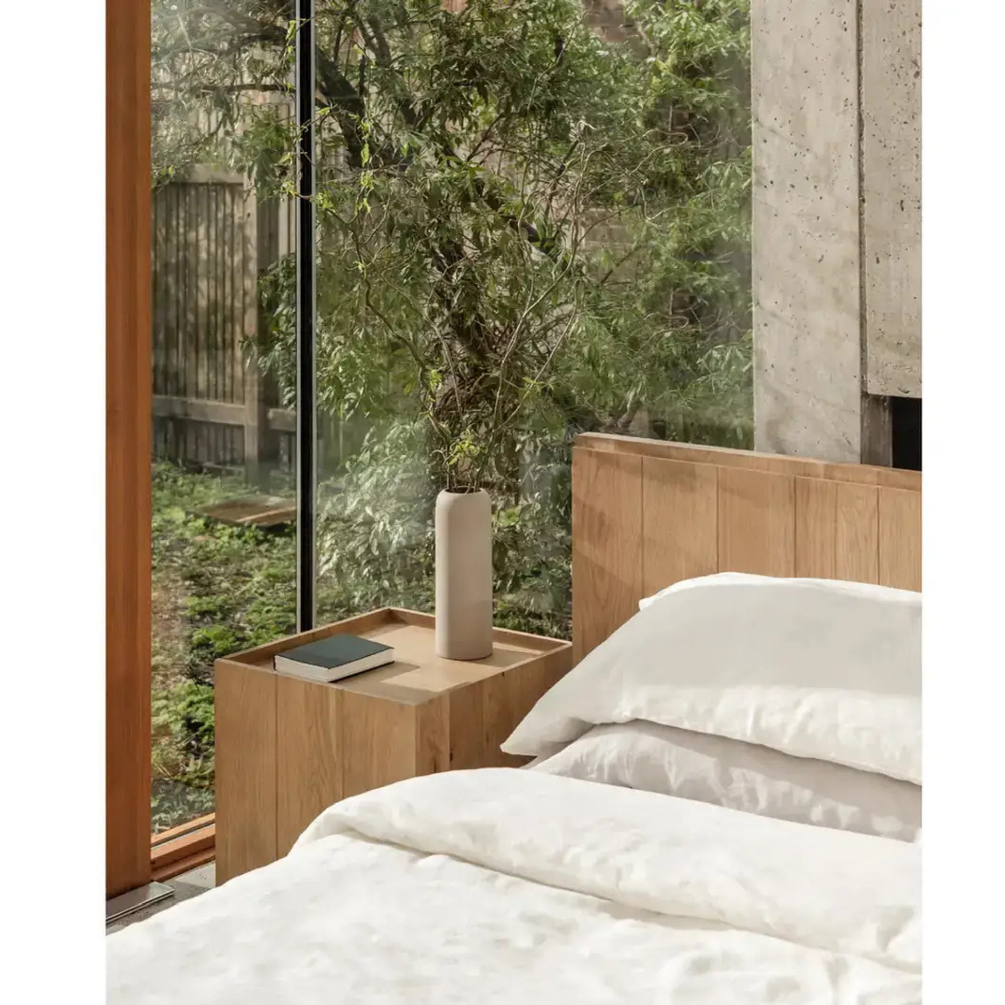 Plank Oak Bed