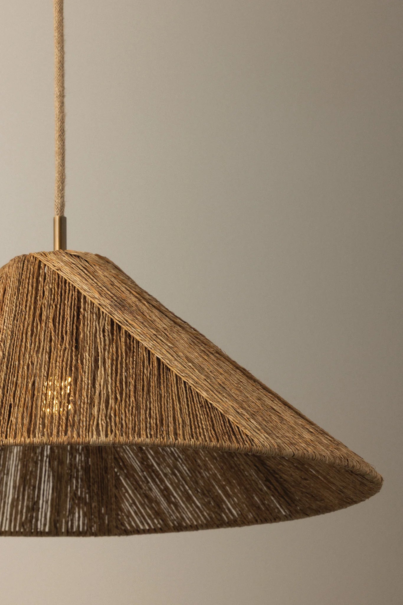 Ahrens Pendant