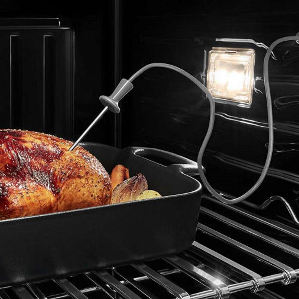 RISE 30 Double Wall Oven with V2™ Vertical Dual-Fan Convection
