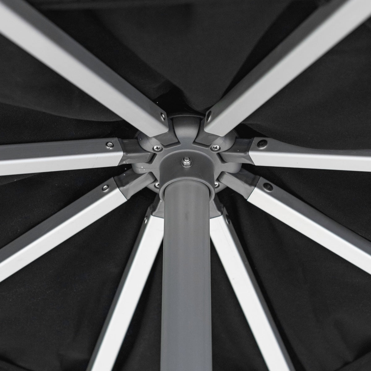 Oasis 9' Octagon Umbrella