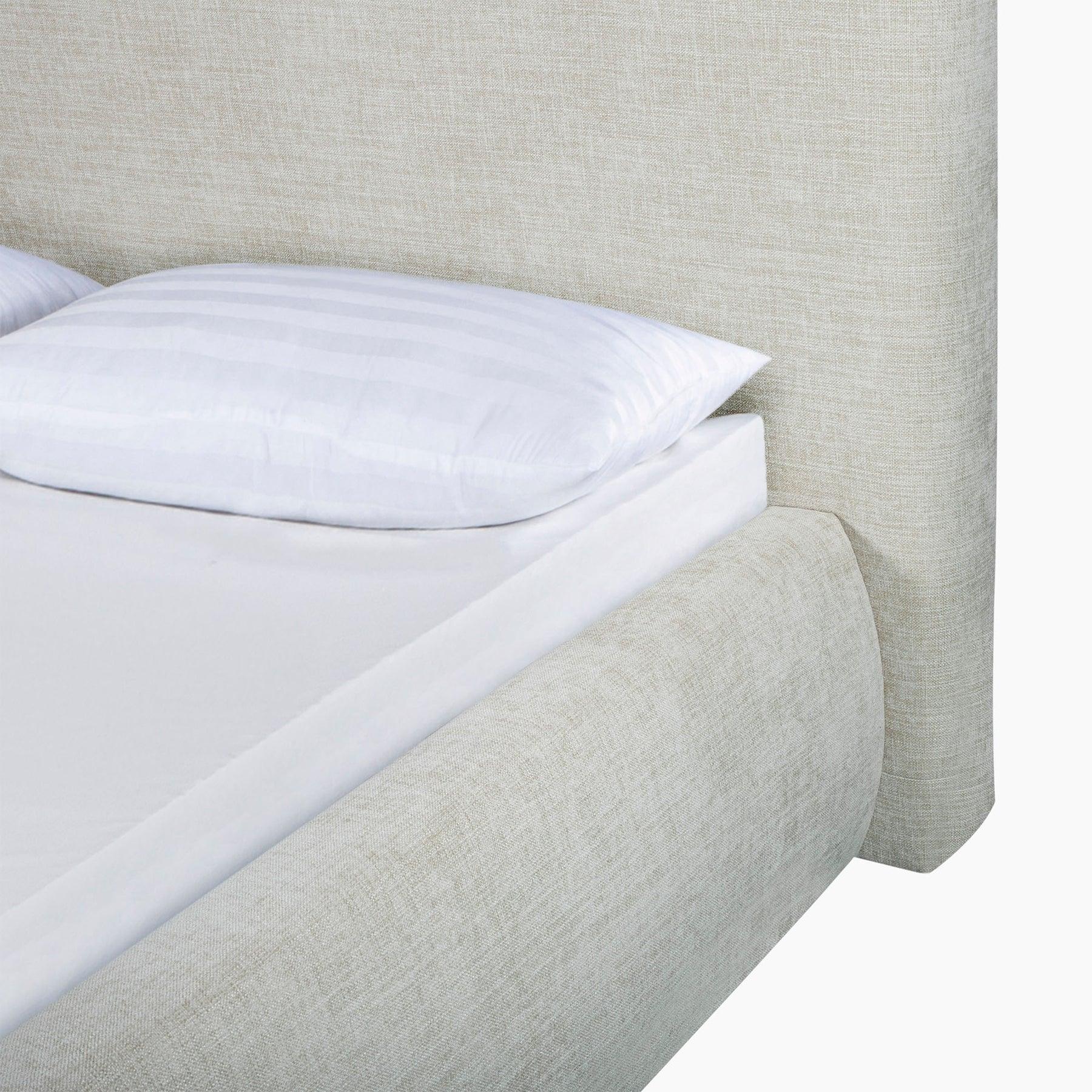 OCE001QSTAU_6 - McNabb Furniture