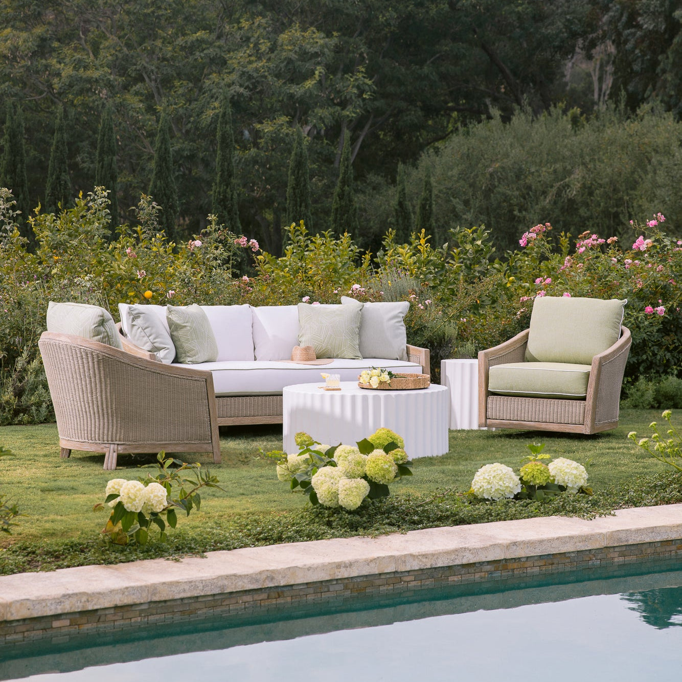 Cambria Swivel Club Chair