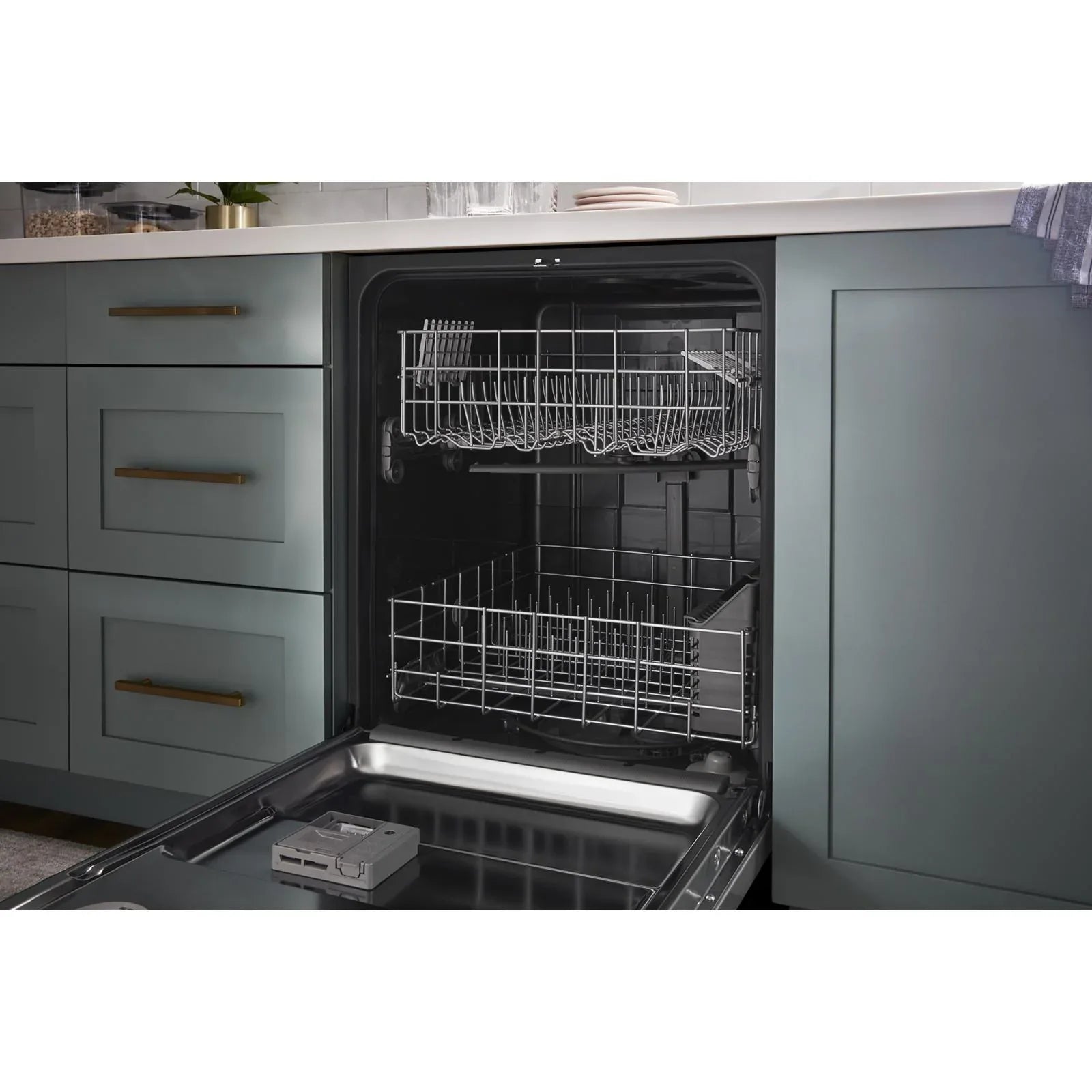 WDP540HAMZ_07f8449175aab4fa2958b1e134fc09fb1a962b38_1600x1600_300_dpi - McNabb Furniture